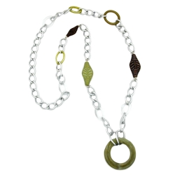 necklace wide curb chain, green pearls